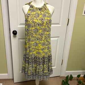 Floral Yellow and Black Sleeveless Dress